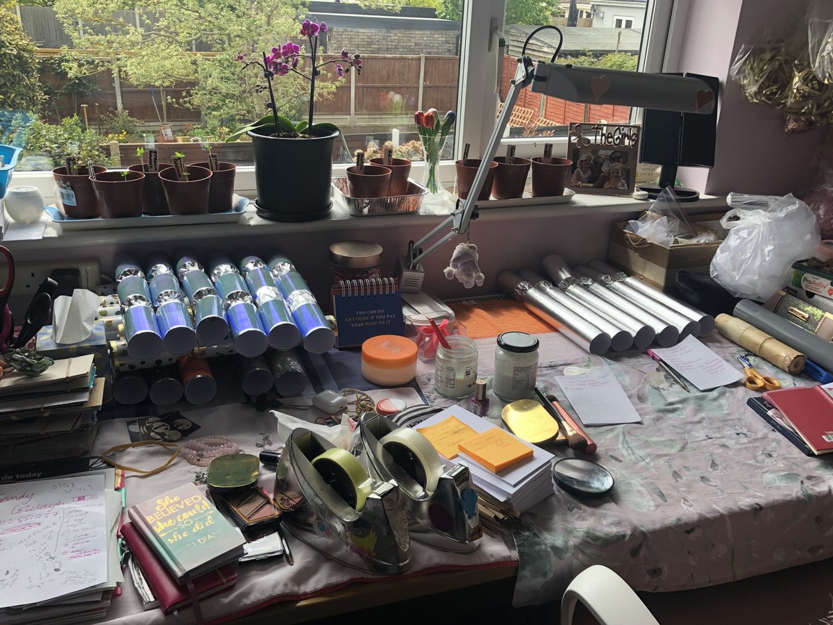 CrackerByDesign's tweet image. Getting in the office today to get cracking on our Christmas Designs 

ebay.co.uk/str/crackersby…
amazon.co.uk/handmade/crack…