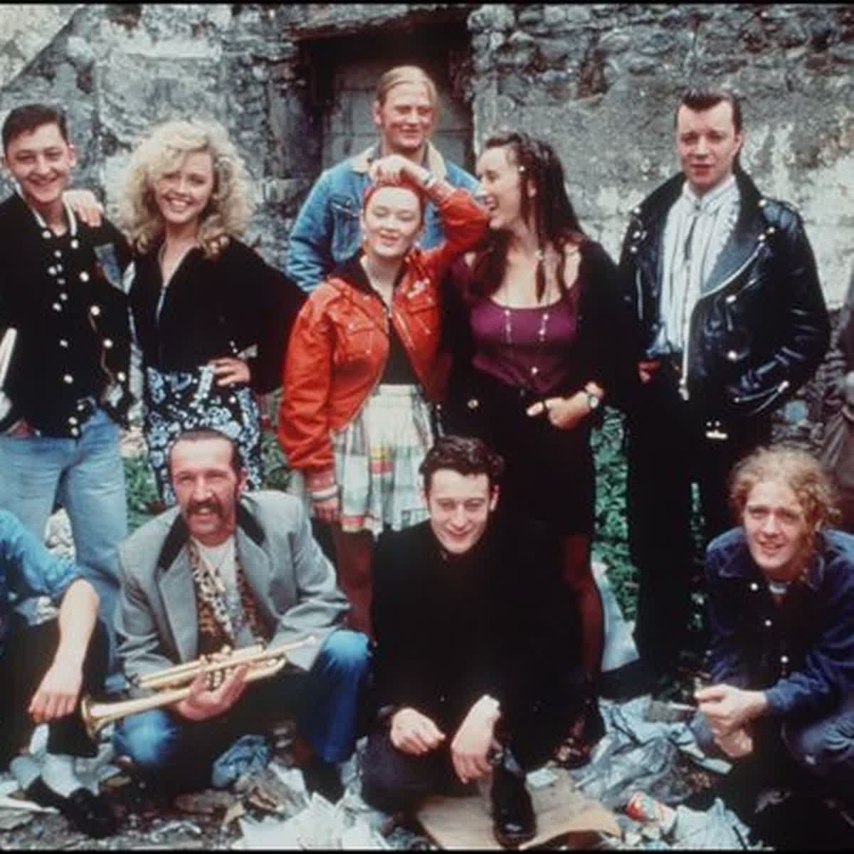 Today’s#Top10 film Set in Dublin &amp; tells the story of a young music fanatic who forms a soul band.

The No 1 today was originally recorded in 1974 &amp; it then found further success in our mystery year with a live cover version recorded as a duet.