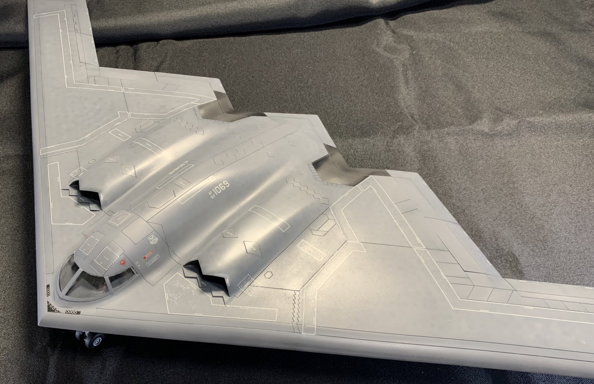 テスター　1/72 B-2 スティルス　爆撃機 テスター 1/72 B-2ステルス爆撃機を作ってみた後編 完成編 - YouTube