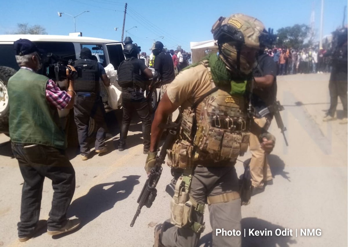 BREAKING NEWS: Major breakthrough in war on #terrorism as Police arrest terrorists in #Likoni, #Mombasa &amp; recover two AK47 rifles &amp; ammunition.
The swift police response has deterred planned terror attack in Coastal Region.#Act to defeat terror.
#ActionCountersTerrorism 
<a href="/ItsPOS/">Dennis 🇰🇪</a>