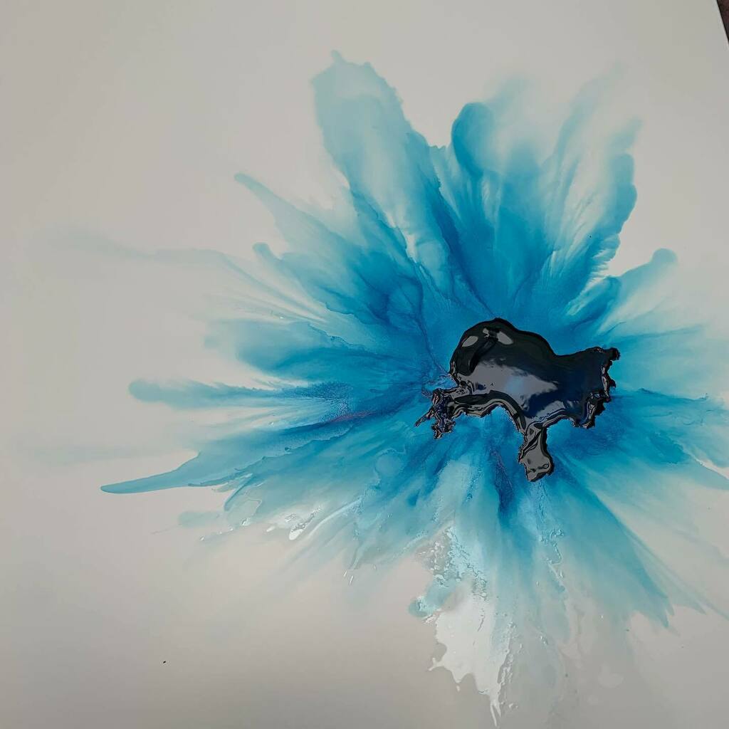 Latest commission (1 of 3 pieces) in gorgeous turquoise #augustforartists #workinprogress #alcoholink <a href="/thatblonde/">Mrs. Hales</a>.art @artdiscountofficial instagr.am/p/CS6NKlUsk_l/