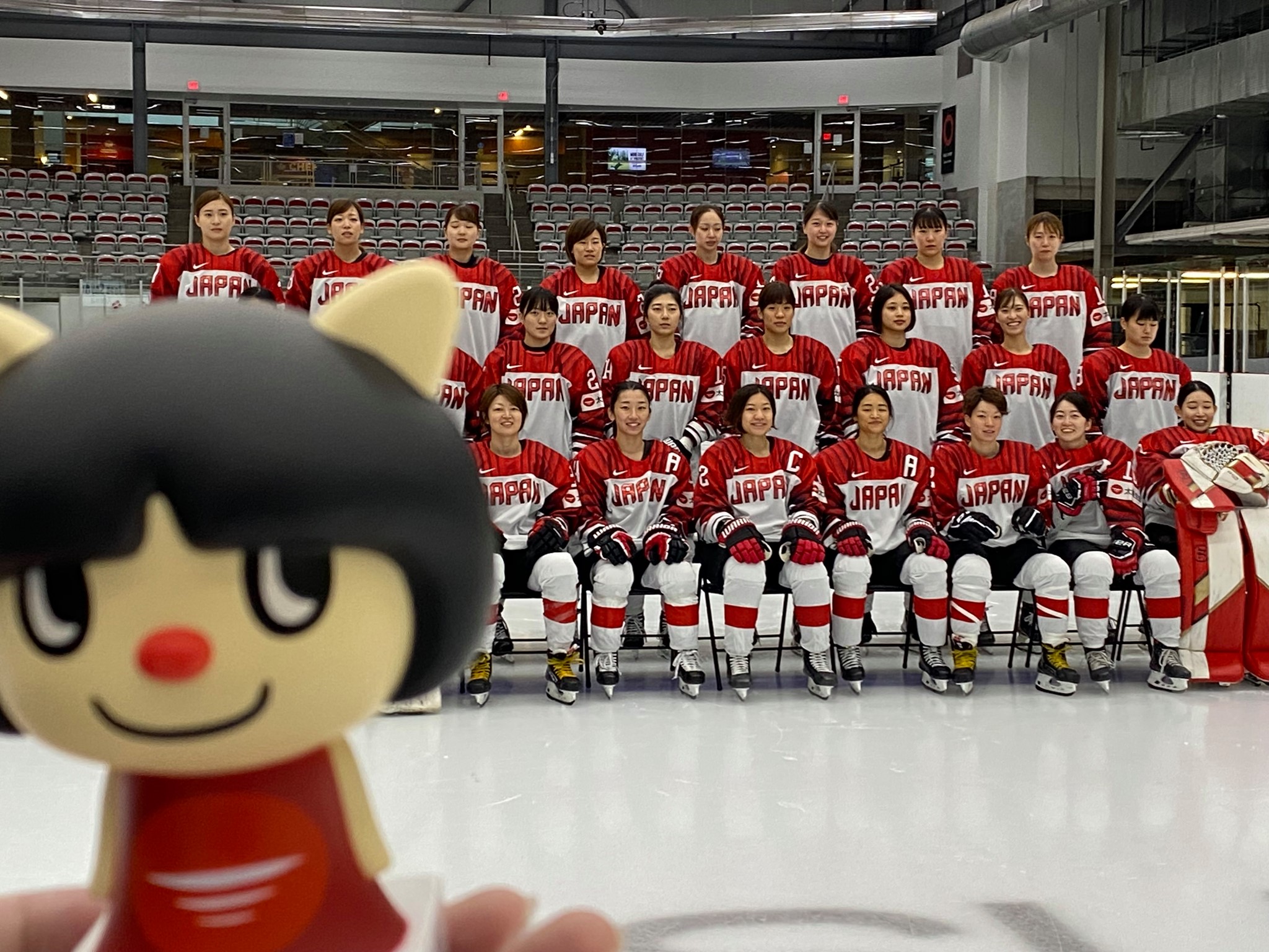 太陽生命保険株式会社 公式 Auf Twitter アイスホッケー女子世界選手権 カナダ 21日にデンマークと戦い 日本は１ ０で白星スタートを切りました 次戦は日本時間24日ａｍ7時でチェコと対戦 がんばれ スマイルジャパン 太陽生命 はスマイルジャパンの