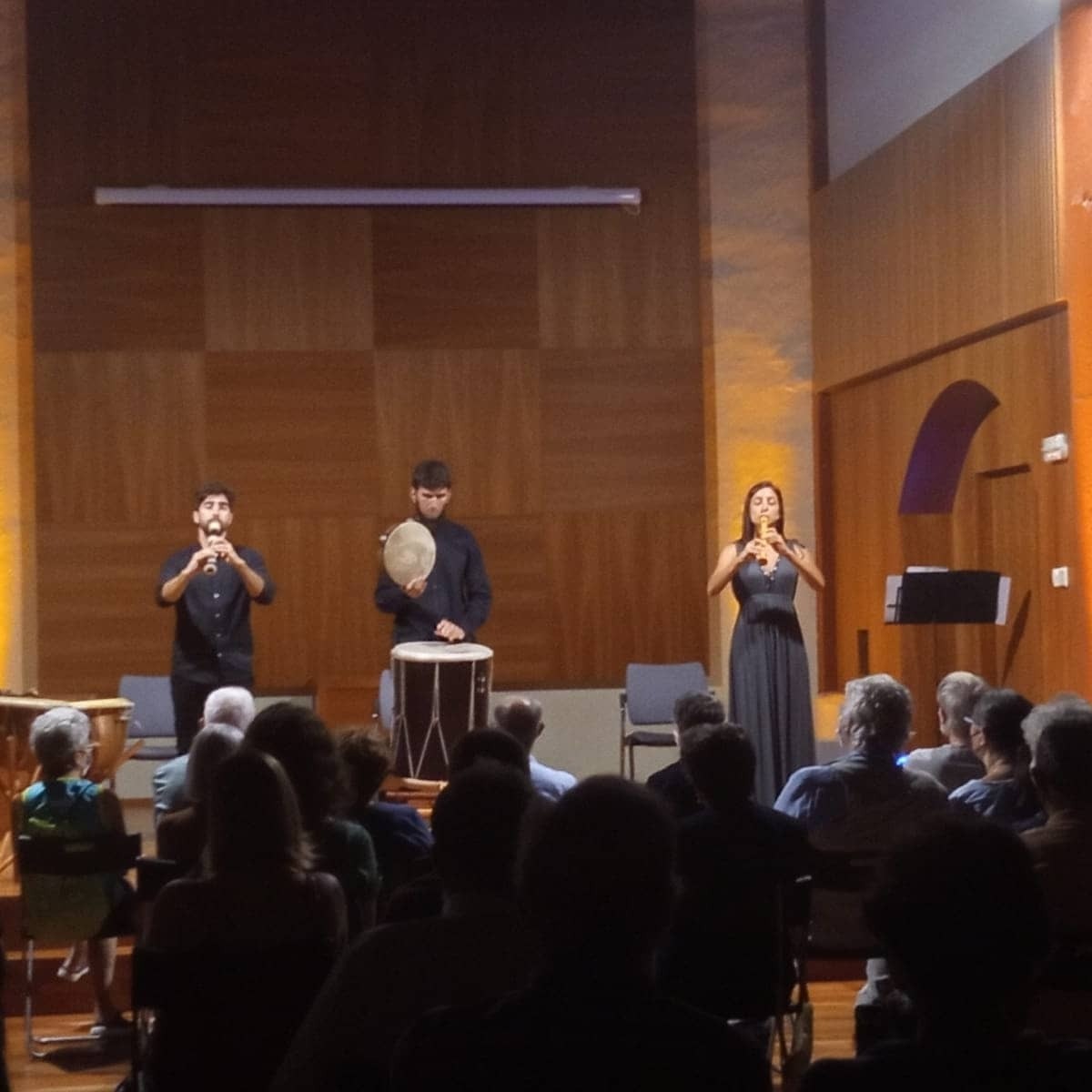 bondia's tweet photo. L’alquímia de la tempesta @Festival_FeMAP @SerendipiaEnsem #Shakespeare #música #laSeu #AltUrgell #Pirineus https://t.co/RLzAjVV2i0 https://t.co/L6TnVu0T9I