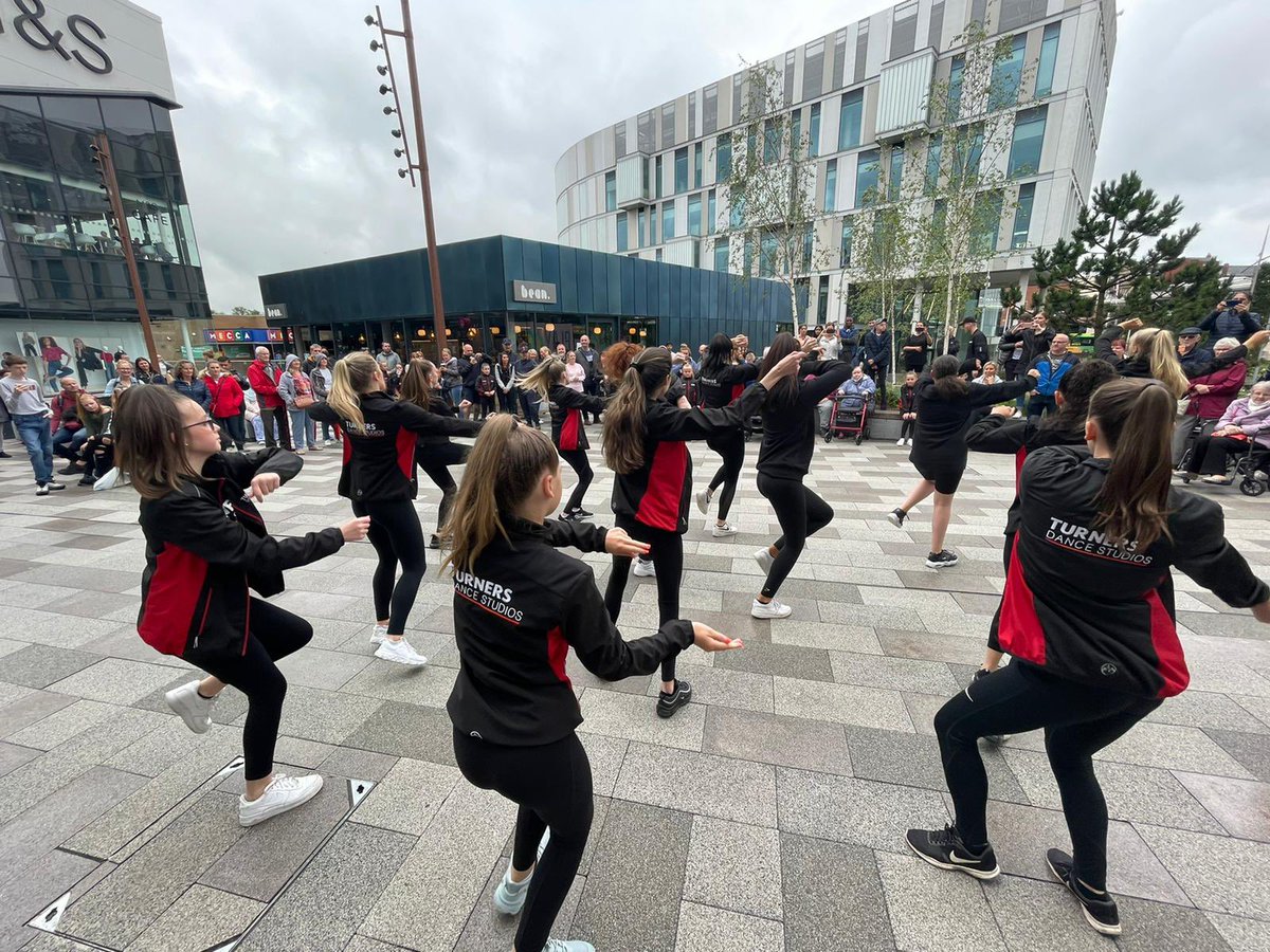 We had an absolutely blast at the weekend as #TurnersDanceStudios performed at Rochdale Riverside! 💥 thank you so much to everyone who came to support and to all the brilliant performers. You were amazing! 👏🏼