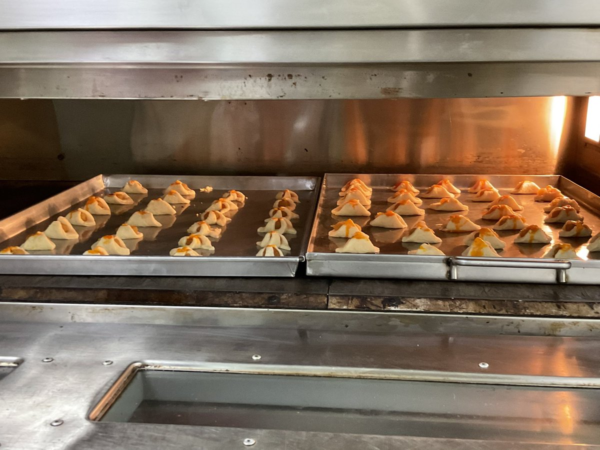 limarobl's tweet image. 😋