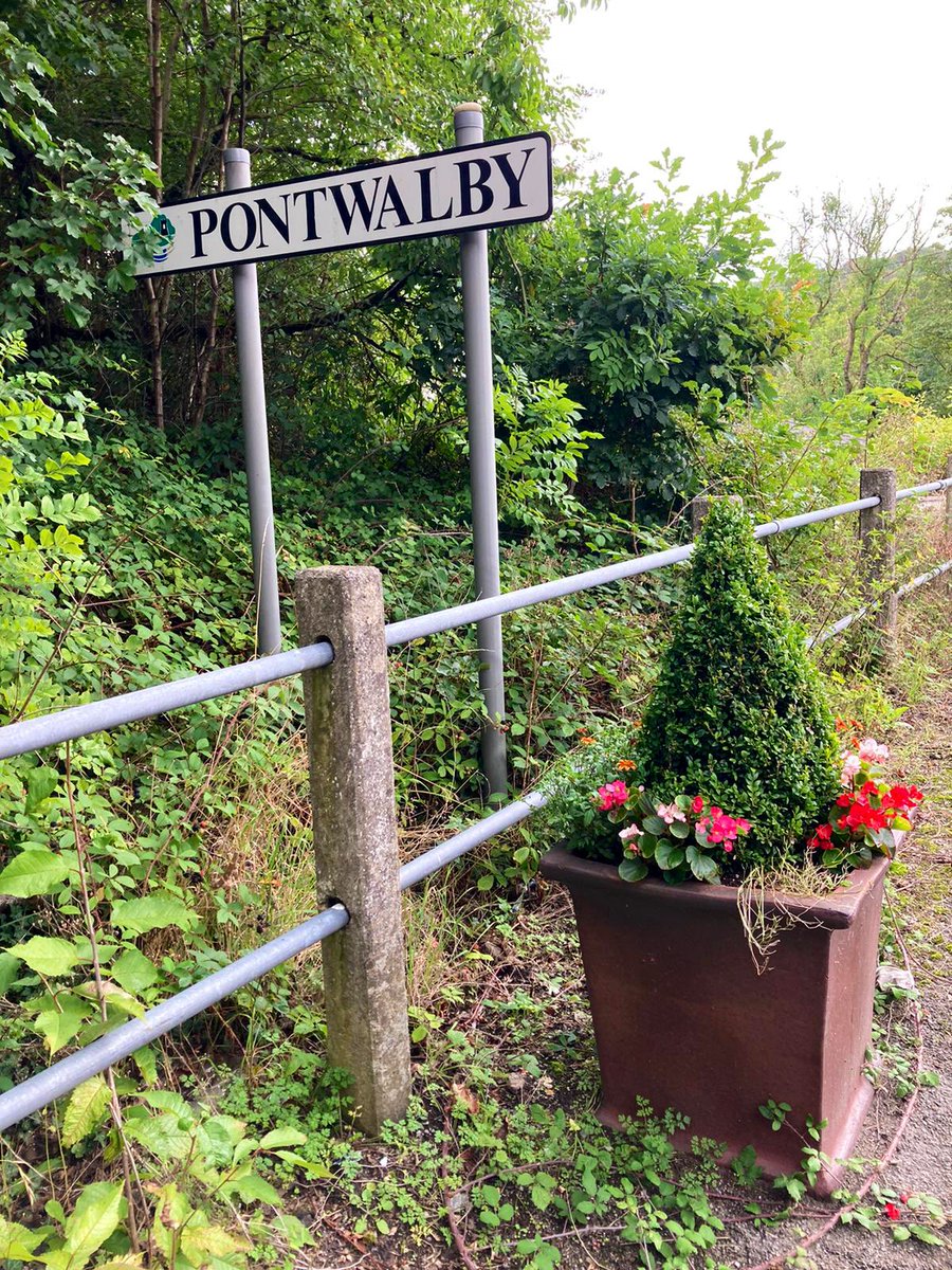 RamblersCymru's tweet photo. Our #PathsToWellbeing South West regional officer Zoe had a great day out walking in Glynneath &amp; Pontwalby on Friday. 

Zoe was exploring some of the areas she might be working in for the project.

#WalkYourWay @RamblersGB https://t.co/mOjoxcWeh7