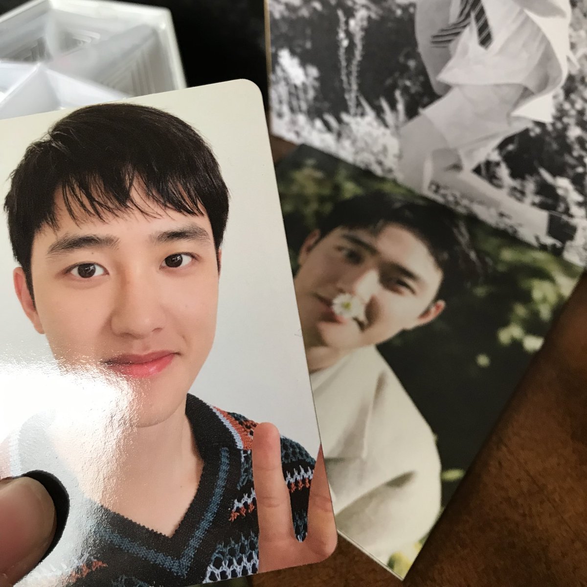 exoandaflower61's tweet photo. Recuerden que soy embajadora de @SMGlobalShop y pueden usar mi link o mi código smjavi ! Me ayudaría mucho #smglobalshop #smbassador #DOsolo #exo #EXOL https://t.co/L3vQDIDzwP