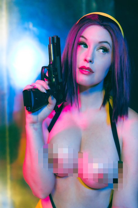 Watch Meg Turney's leaked NSFW photo on TwXstars
