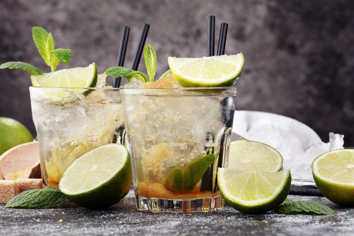 No es un mojito cualquiera, es un CONTRAMOJITO 😉😂 Lo distinguirás por las notas en su aroma, ¿quieres probarlo? 🥃🔝✨
👉🏼 buff.ly/2IA0oiS
