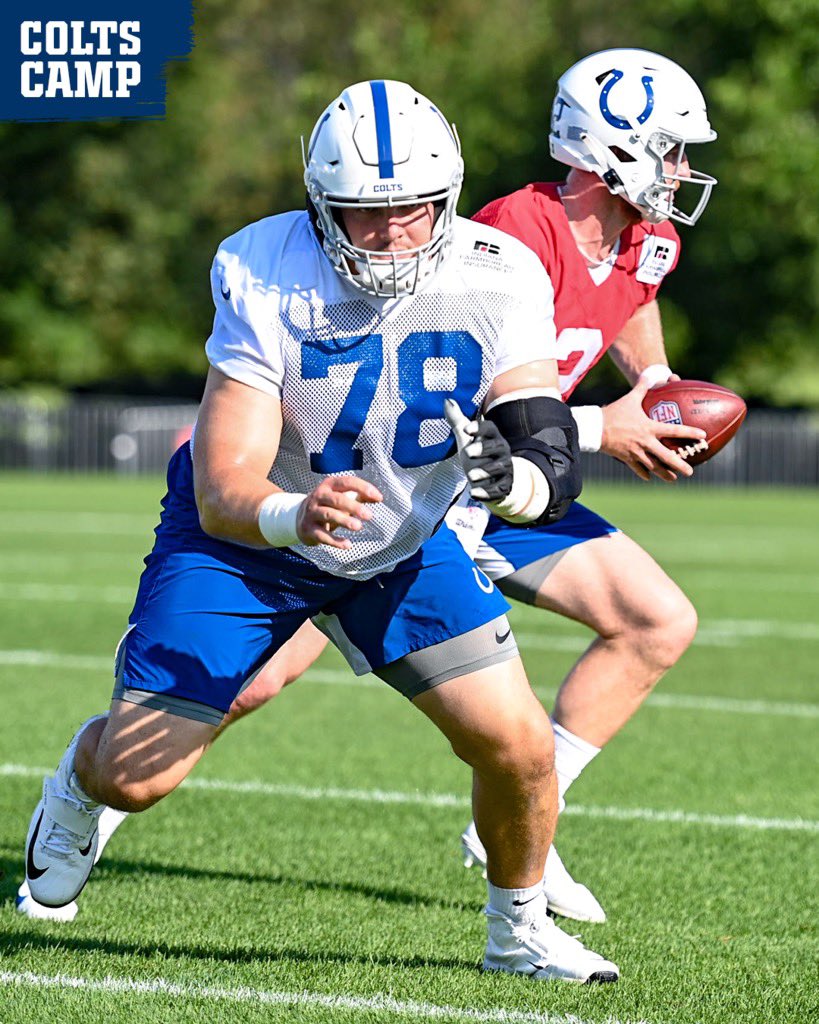 Ryan Kelly practicing at Colts training camp