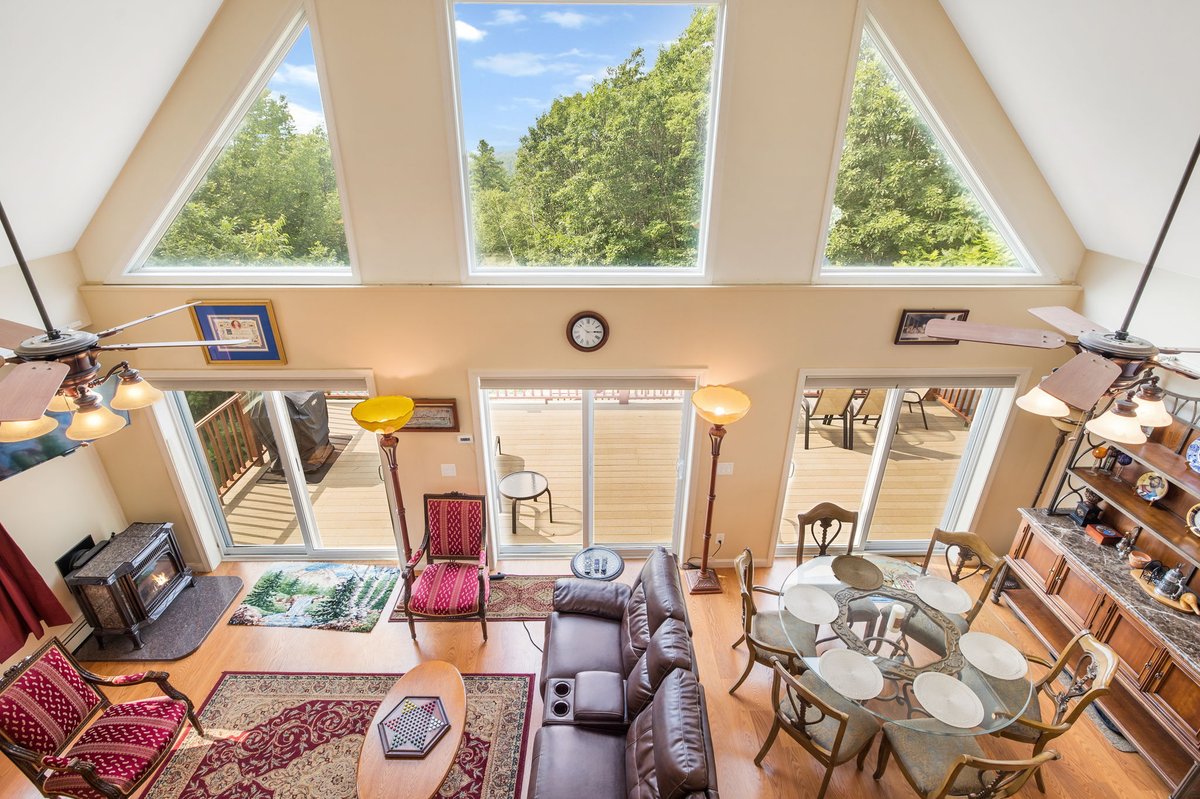 WolfReel's tweet photo. Home Crush Monday!

#allanwolf #wolfreel #interiordesign #architecture #dreamhome #homedecor #commercialphotography #NHrealestate #NHrealty #newhampshire #VisitNH #LakesRegion #branding #brandingphotography https://t.co/5V6NlFIeUg