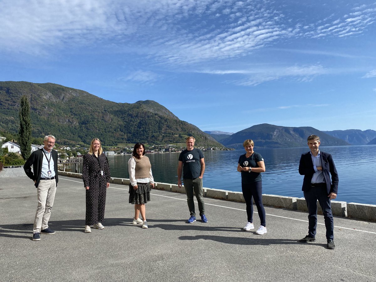 ☀️Kjekt besøk frå Venstre på Digdir i dag. Vi fortalde Alfred Bjørlo og Trude Risnes om digitalt utanforskap og kvifor uutilsynet jobbar med det vi gjer. #digitalisering #digitalinkludering #uu @alfredbjorlo <a href="/malinrygg/">Malin Rygg</a>