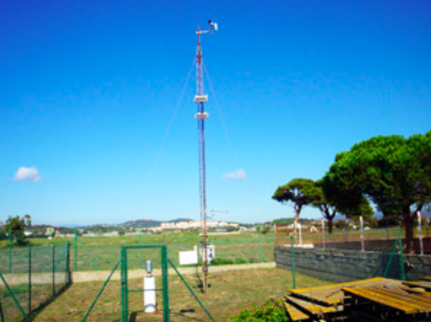 MeteoMalgrat's tweet photo. És una de les tres estacions que hi ha al Maresme avui en dia, juntament amb Cabrils i Dosrius. Es va posar en funcionament el 4 de maig de 2005 i en substituïa una altra que s’havia ubicat al que ara és la biblioteca, des del 1990, i que actualment està desmantellada. 3/4 https://t.co/01HvqflSRM