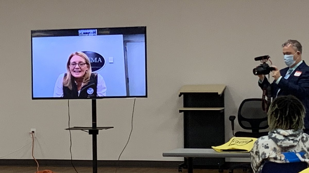 FEMAregion3's tweet photo. Last up at the opening of #HerricanePHL is @fema Administrator @FEMA_Deanne, sharing with campers her experience from the last 48 hours dealing with #HurricaneHenri and encouraging them to shape the future by joining the field of emergency management. https://t.co/lZqU5GFZnM