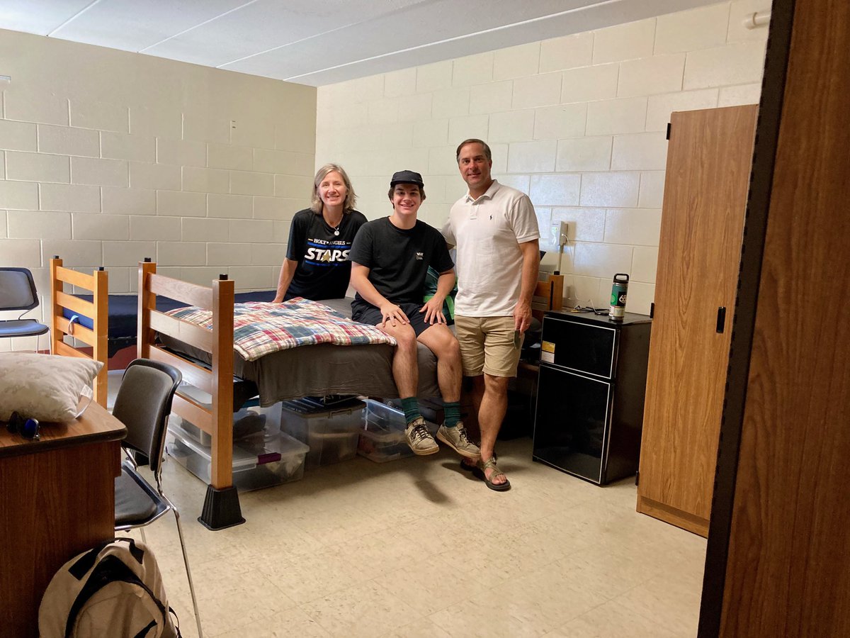 Dropped off our #1 son at University of MN - Duluth yesterday for his freshman year. So excited for @dj_telep and his future.