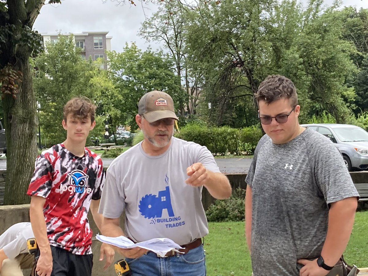 OAUpdate's tweet photo. OA Building Trades Student Workers are busy helping @Roberson_Museum construct an outdoor shed today. #OAisYOU #OASTEAM #OACommunity #OAPride #OATradition @Green__Corey https://t.co/LnTpga3PiW