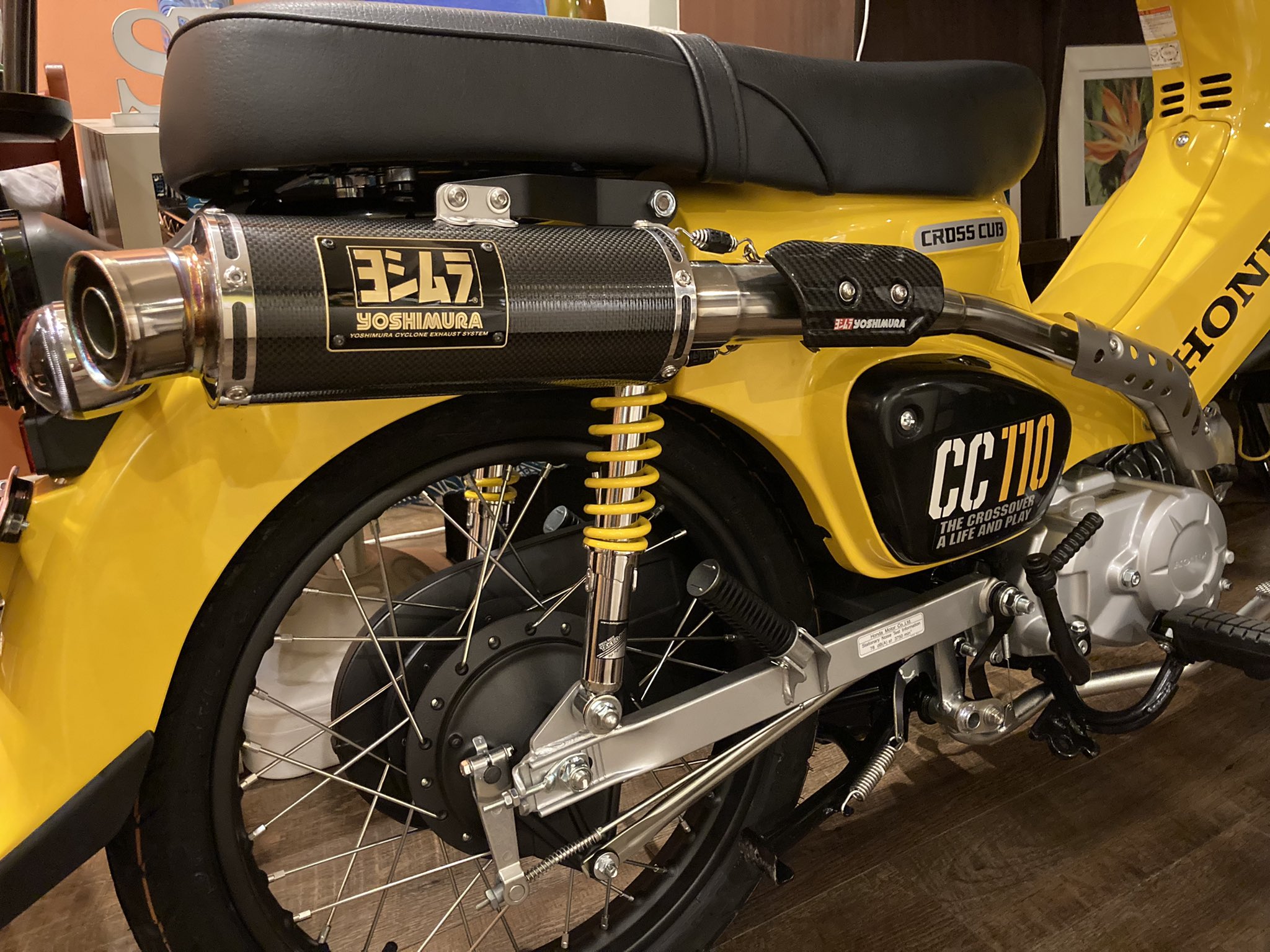 クロスカブJA45用、YOSHIMURA マフラー 機械曲 GP-MAGNUM サイクロン EXPORT SPEC 政府認証 | ヨシムラ
