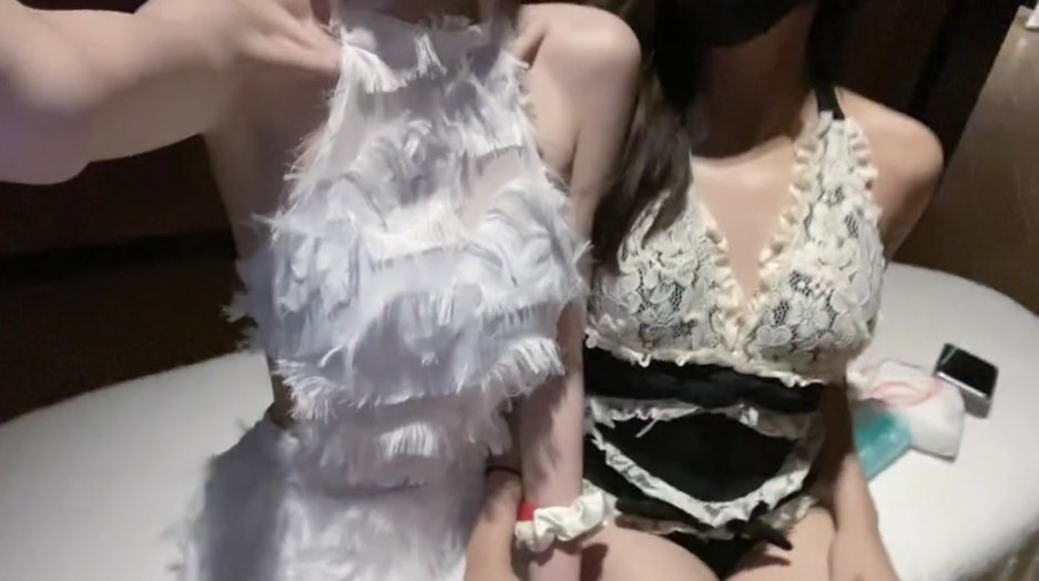 女仆温泉趴，一秒变装，喜欢哪个？ https://t.co/4w2EHiJUa9