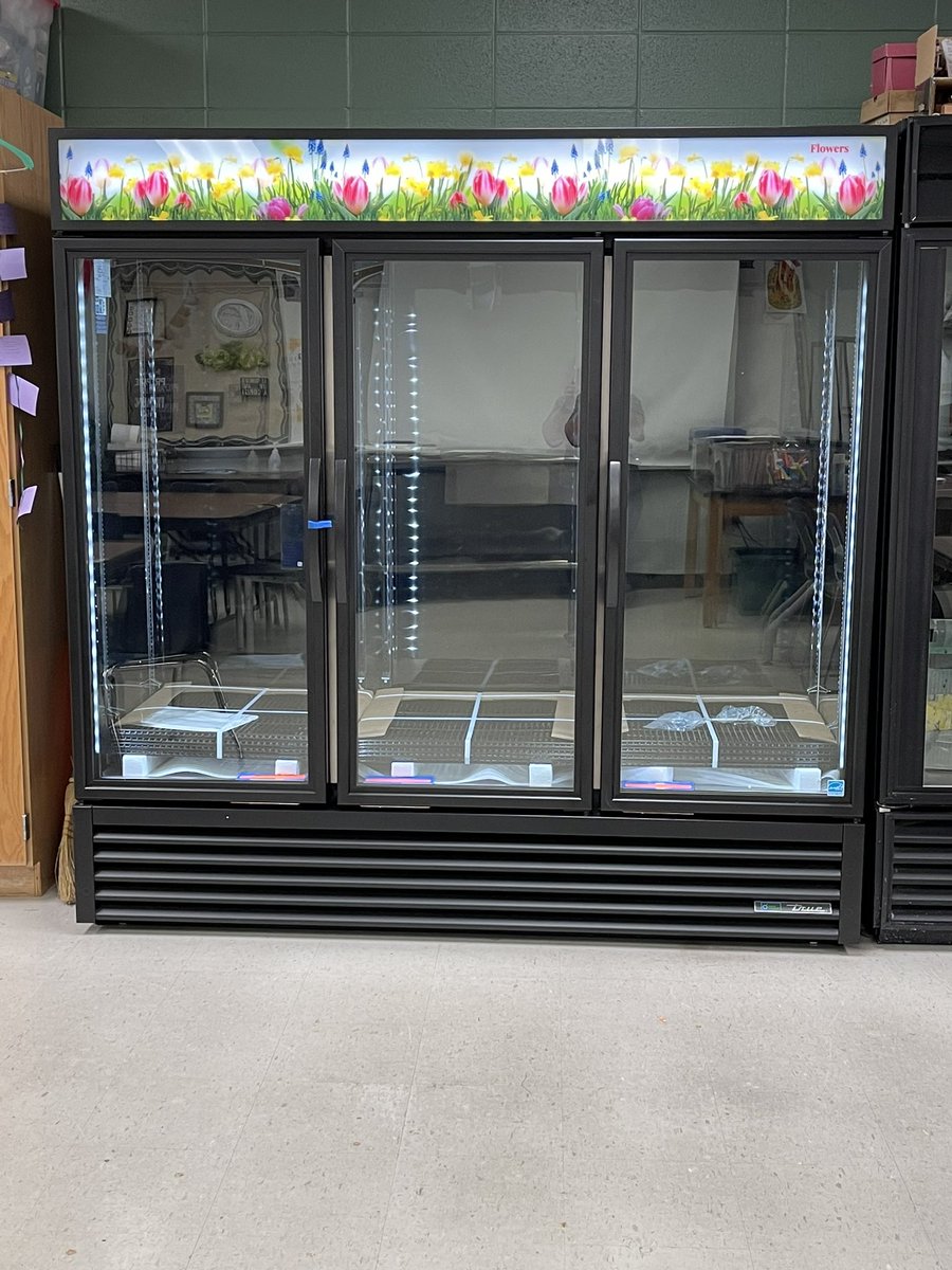 guby04's tweet photo. I want to give a big THANK YOU to @HumbleISD_CTE for the new floral cooler!!! We can’t wait to start make arrangements !! @HumbleISD_KPHS
#floraldesign #beLEAFinyourself https://t.co/HR1nLne8rd