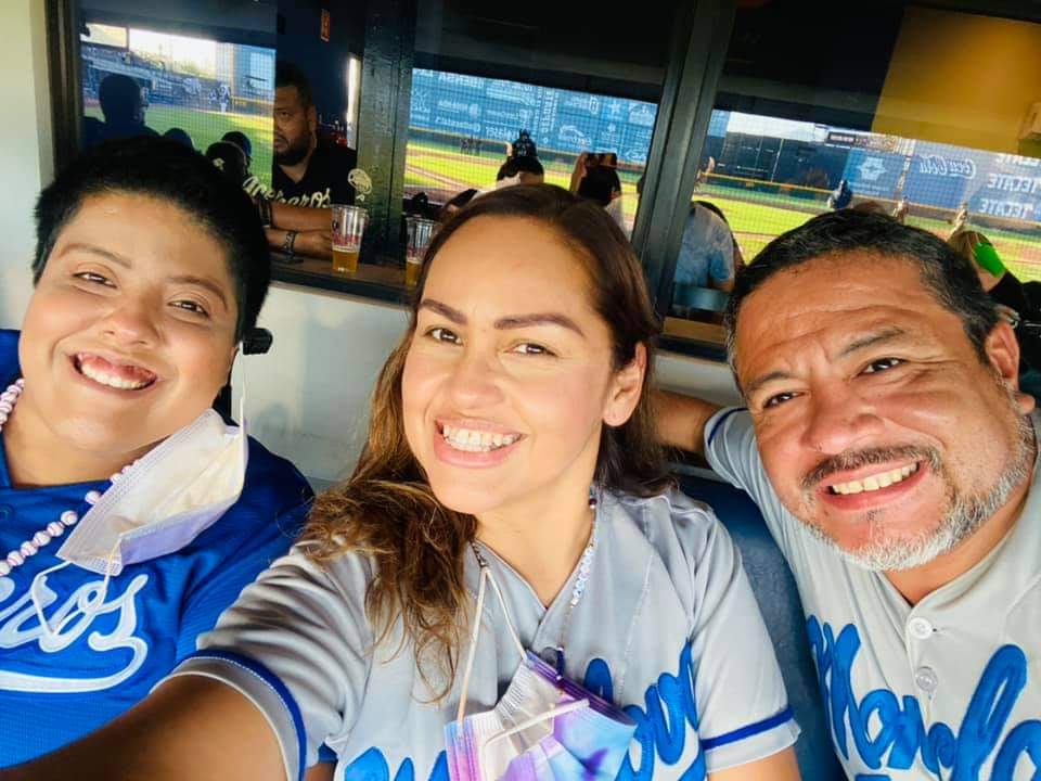 Fatimaarambula8's tweet photo. Lo bonito que me dejó está temporada fueron a ellos 2 💙⚾🤍 https://t.co/TXynjB21Xh