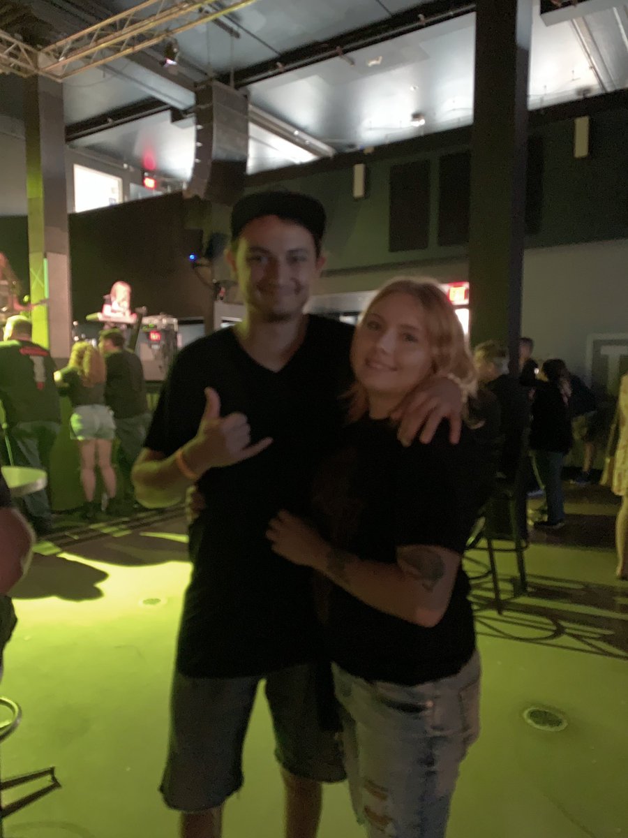 Kïwï ☼ tweet media