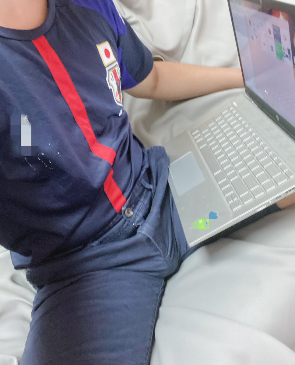 Biman6914's tweet photo. #พ่อค้าแซบใส่เองถ่ายเองขายเอง #ชุดบอล #กางเกงบอล #เสื้อบอล #ไบ #กางเ���งในใช้แล้ว #กางเกงในใส่แล้ว #สนใจทักแชทมาครับ #กางเกงในชาย                                                                             หลานชายเรียกมาซ่อมคอมครับบ #เกงน้ำเงินใส่ไป #เกงขาวเปี่ยนเพราะหลานทำน้ำหกใส่ https://t.co/uMchjrXTKm