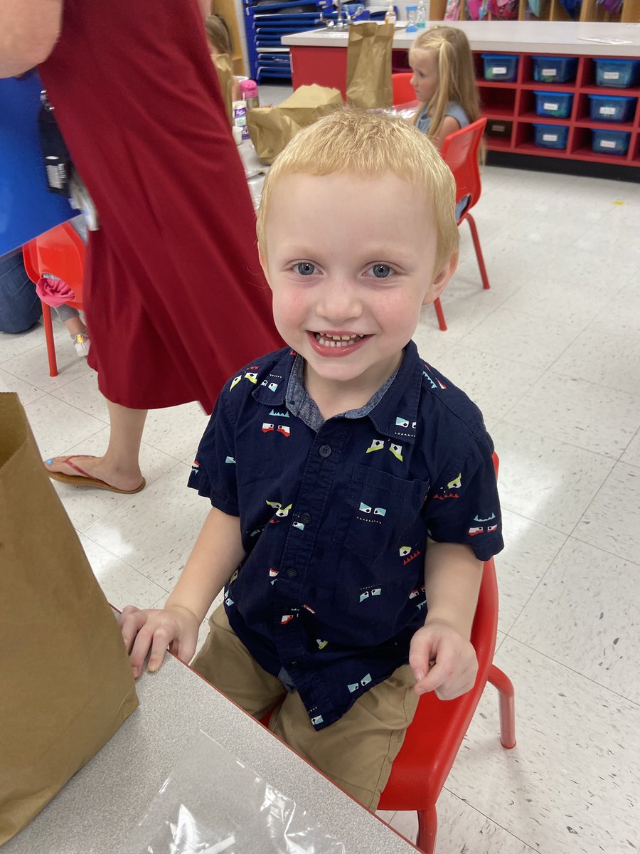 Preschool started today and it’s all smiles 🎉