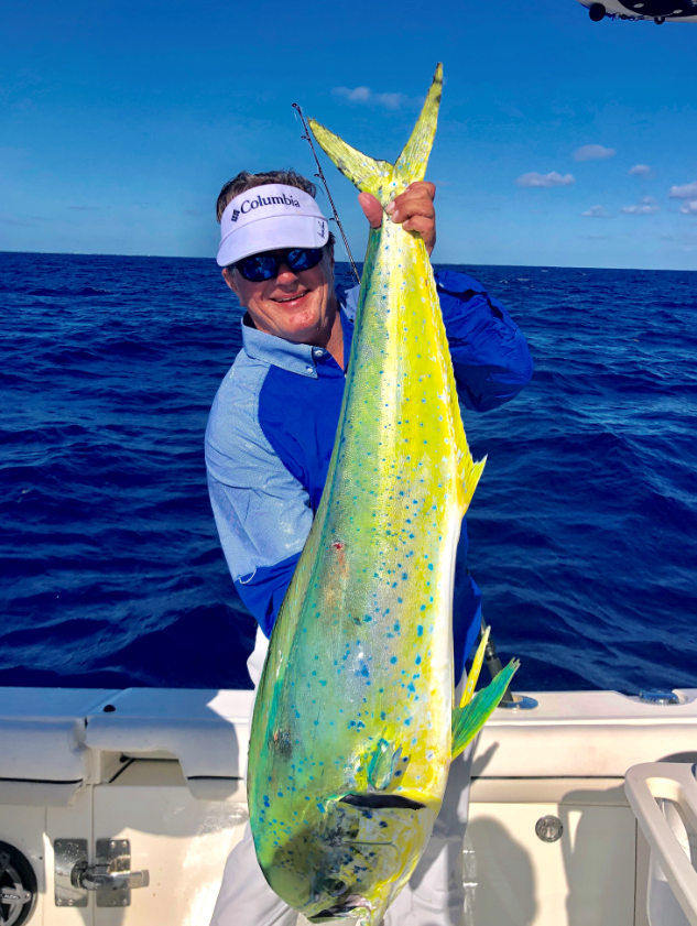 FL_Sportsman's tweet photo. Looking to catch gamefish like this? @SIRIUSXM Marine’s Fish Mapping has got you covered with up-to-date info, including weed line updates and fishing recommendations! Visit https://t.co/ycYbgh95bE now. 📸 George Poveromo

#Fishing #Weather #FishMapping #Safety #SiriusXMMarine https://t.co/0IgMvLRjzu