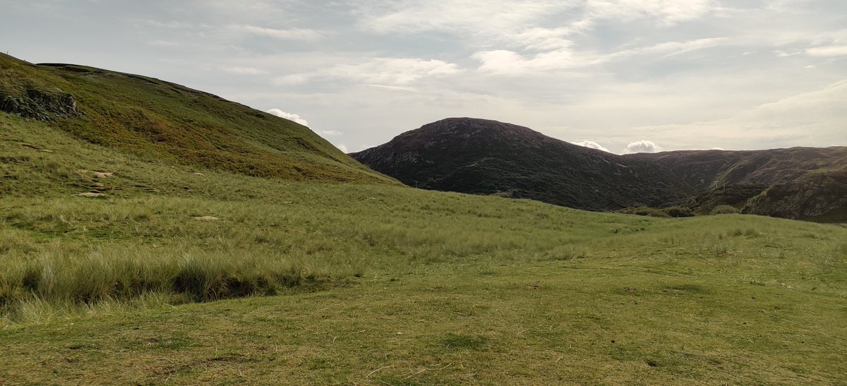 AiyshaJebali's tweet photo. Anyone for a new #JurassicPark film location?!

I can totally see some Claosaurus roaming these hills on this coastline lol

This is #FarrBeach on #NC500 #Scotland route along the North Coast.

#FilmLocation https://t.co/zNZ4R0WjJL