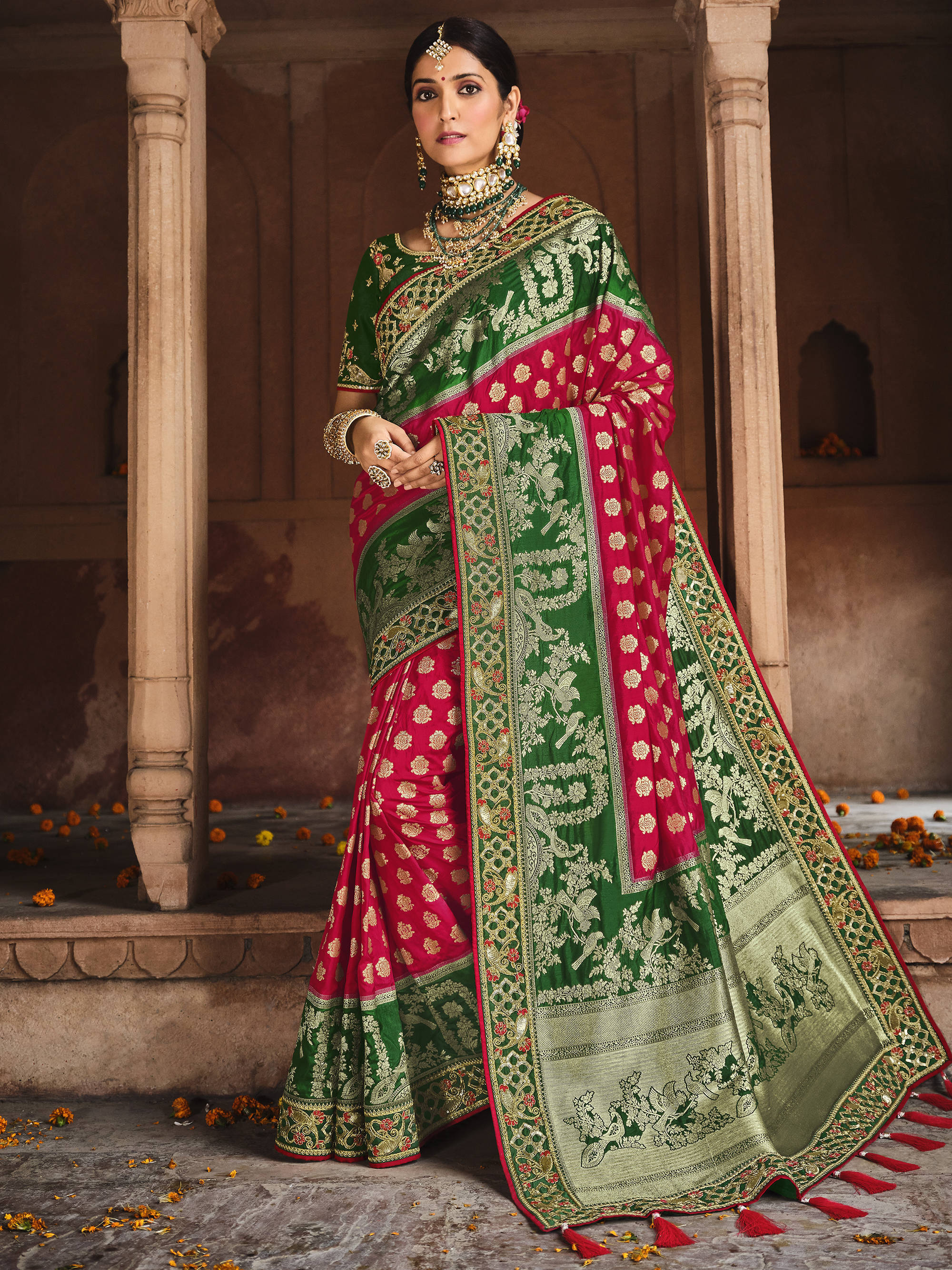 Green and red bridal saree hotsell