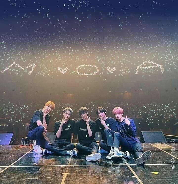 ziumiumyungz's tweet photo. i'm late but karna aku gabung jadi MOA pas MOA day jadii..
Happy 2nd Anniversary MOA
HAPPY MOA DAY💙
#2morrowWithTXT
#우리의_일기에_영원히_모아
@TXT_members @TXT_bighit https://t.co/s3QzRi8hIL