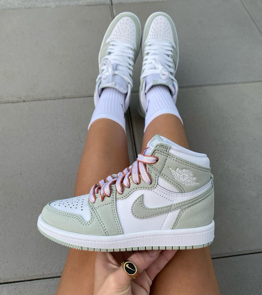 SneakCorner's tweet photo. AJ1 Seafoam 🌊 https://t.co/znwRJWSngN
