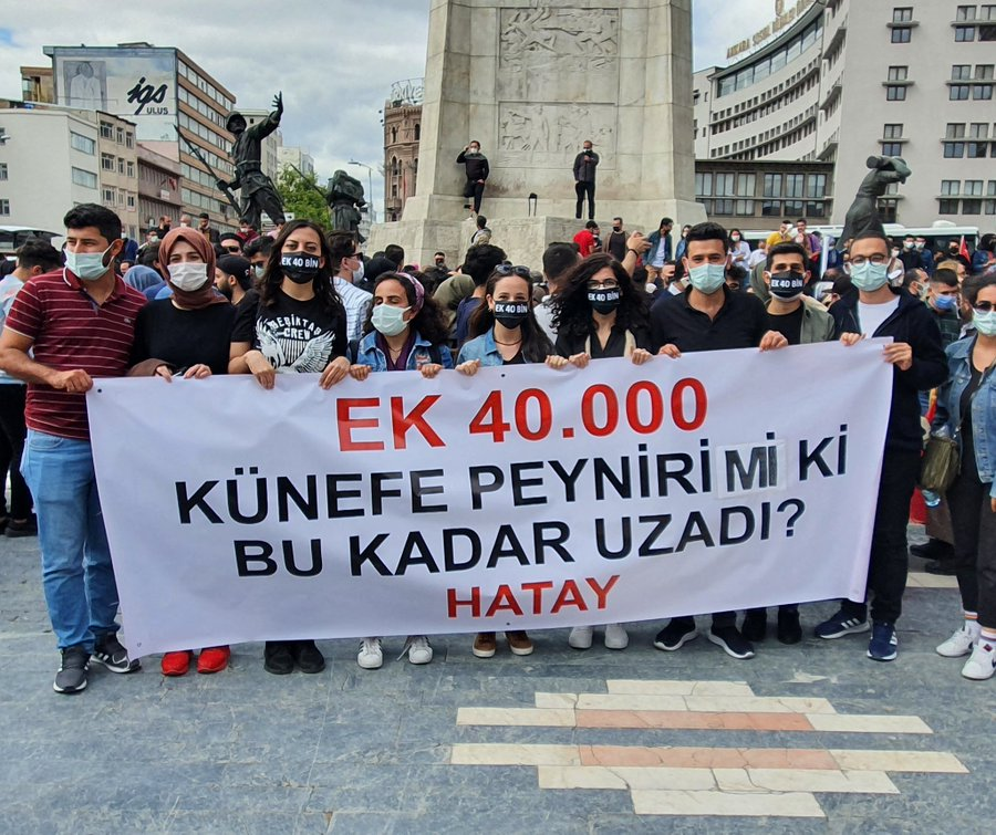 mebpersonel's tweet photo. Atama bekleyen öğretmenler Ankara #UlustaHaykırEk40Haktır diye seslerini yetkilere duyuruyor. @RTErdogan @lutfielvan @HMBakanligi @tcmeb @fuatoktay @fehmirasimcelik @GelenMustafa https://t.co/lUrfHY3yw9
