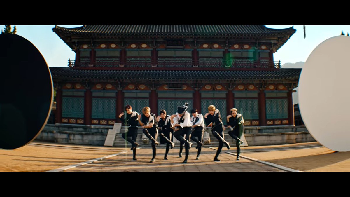 abby_skz's tweet photo. es que...   TIENE TANTO FEELING
#ThunderousOutNow
#StrayKidsNOEASY
#StrayKids_Thunderous
#스트레이키즈_소리꾼 https://t.co/CASgjcwHkT