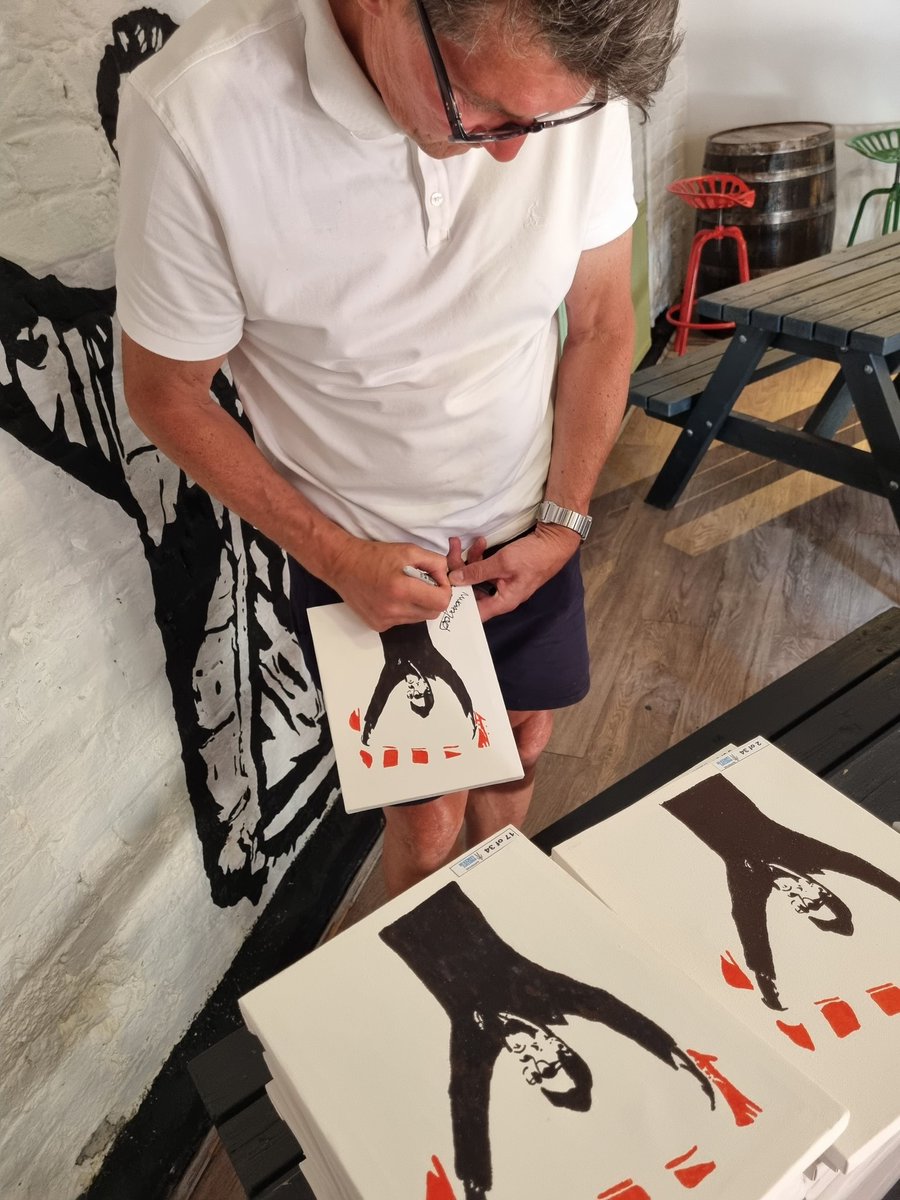 JaysonSwift3's tweet photo. @HattersTalk mick harford signed limited edition canvases...once they are gone they are gone! Send me a message if you would like one! Money raised is going to Prostate Cancer uk https://t.co/U1Mq9yomCo