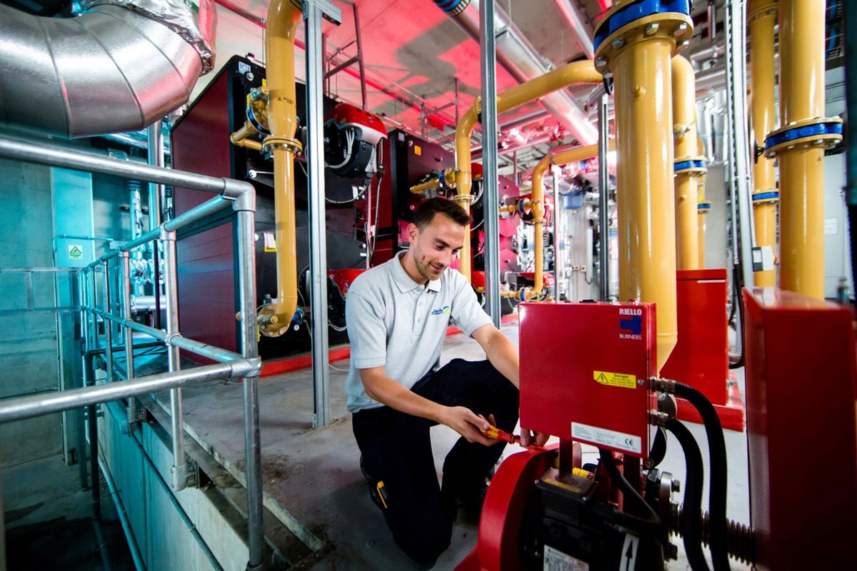 District and #communityheating specialist <a href="/Switch2Energy/">Switch2</a> will show #residential #heatnetworkproviders how next generation technologies can help them get ahead on #netzero and regulatory compliance at #Housing2021.

labmonline.co.uk/news/switch2-t…
#heatnetworks #housing #energyefficiency