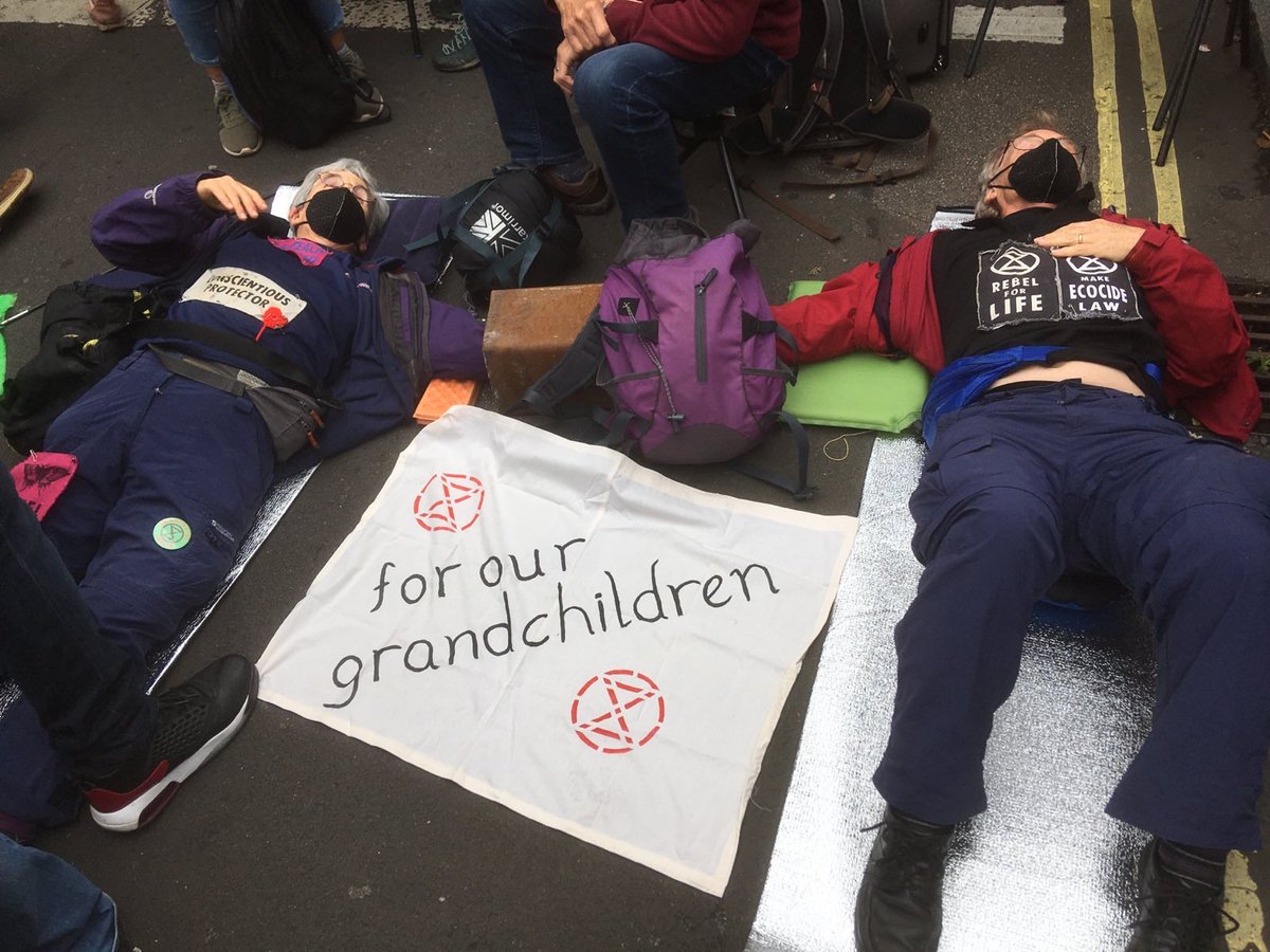 XrLewes's tweet photo. This is the time action!
Join us for the sake of your children.
#tellthetruth
#TimeisNow
#COP26
#ExtinctionRebellion https://t.co/dCejZeqPoI