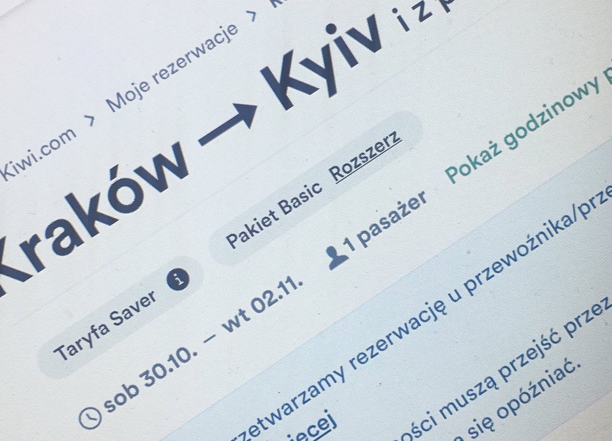 RebelYogaGirl1's tweet photo. Extra motivation to learn Russian Language 💪🏻😆 #langtwt #russianlanguage #LanguageLearning #languageninja #ukraine #Kiev #solotravel https://t.co/dY11q0Qi23