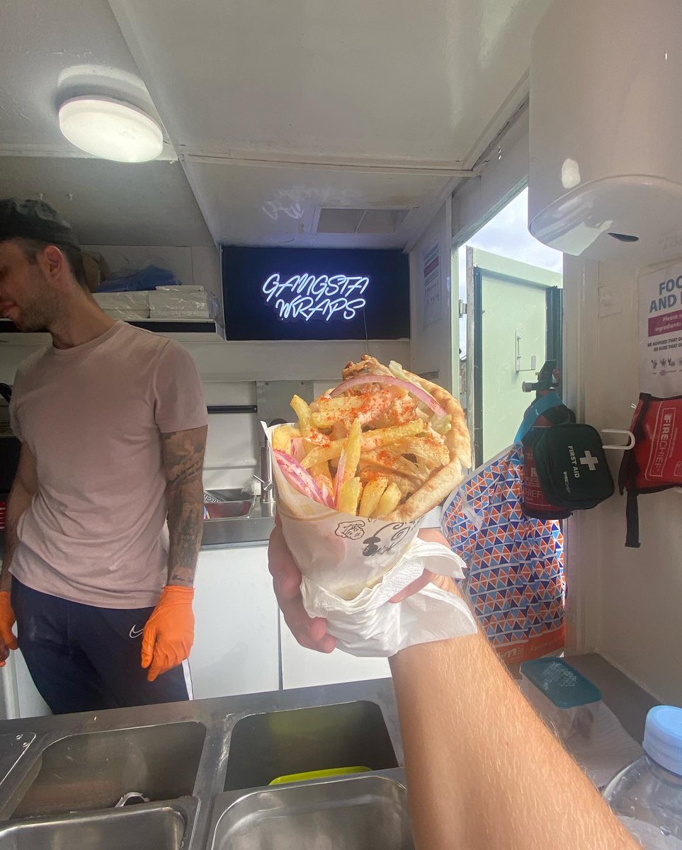 SJSB04's tweet photo. Still a bit blown away that we sold out yesterday. Love the support we got. Gangsta Wraps is liiiive ππ₯π―π¬π· #GangstaWraps https://t.co/7g4Hzgil5q