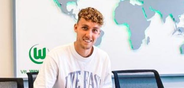 Wolfsburg_GO's tweet photo. WOLFSBURGO FICHA WALDSCHMIDT

👉El @VfLWolfsburg_ES ha oficializado la contratación de Luca Waldschmidt

👉El delantero de 25 años llega procedente del @SLBenfica 🇵🇹 a cambio de 1️⃣2️⃣ millones de Euros 💰
y firma por 4️⃣ temporadas✍️

BIENVENIDO A CASA🐺🟢

#Bundesliga https://t.co/l4TTFHvK57