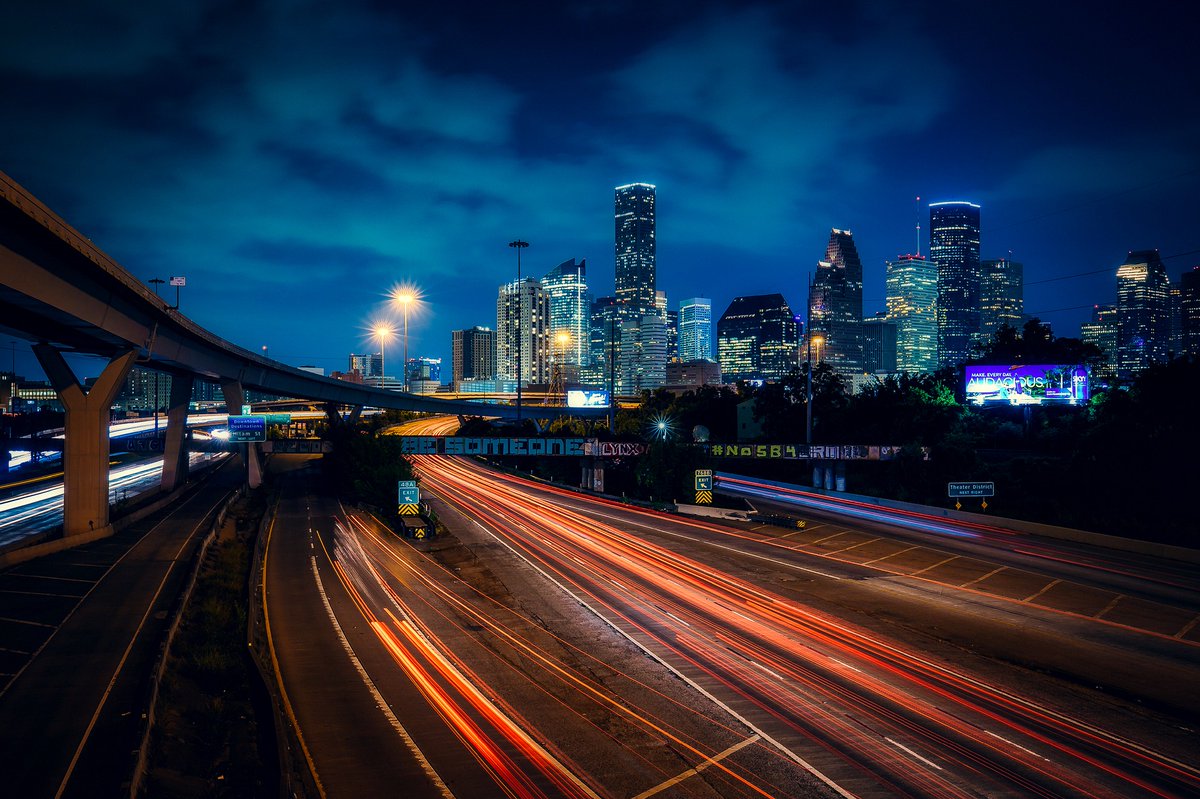 microstreamOne's tweet image. This WED, Aug. 25th 7:00pm - 8:30pm CDT Live @hjug Houston #JavaUserGroup: Ultra-fast #InMemoryDatabase apps &amp;amp; #microservices with @MarkusKett and @FHHabermann. Latest info about #MicroStream  #OpenSource project . 

HJUG: facebook.com/Houston-Java-U…

Enroll: eventbrite.com/e/build-ultra-…