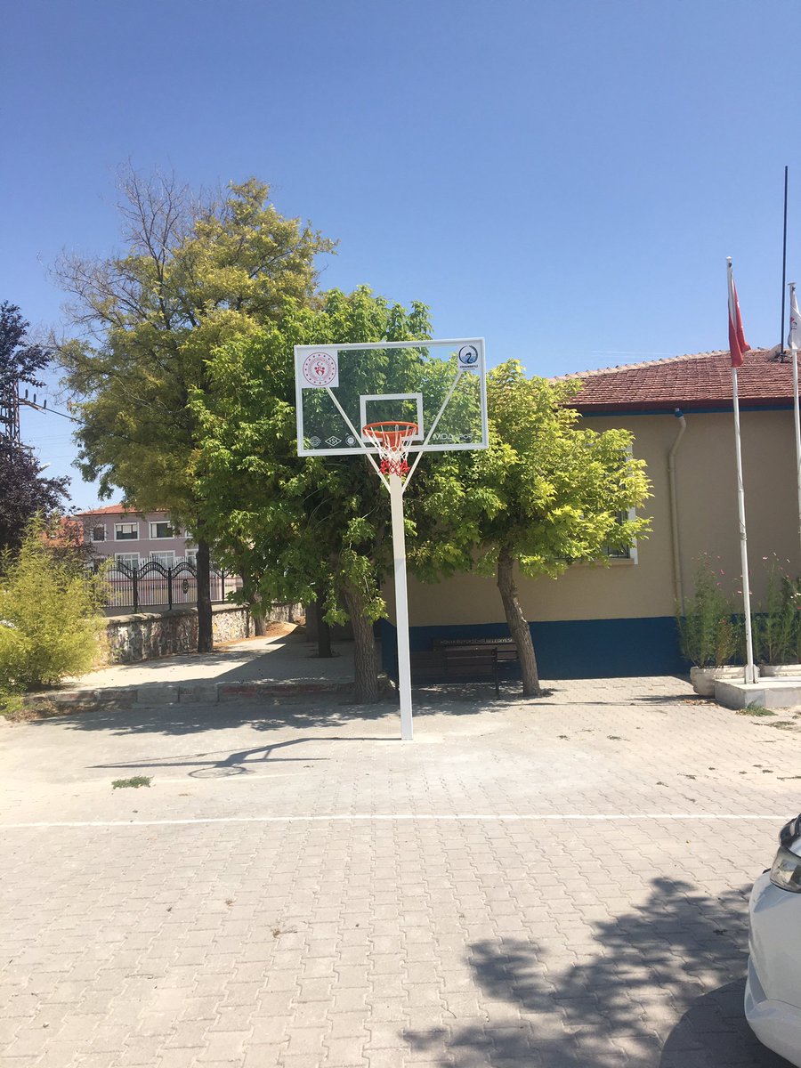 Yeni basketbol potamız🏀 Okullarımıza bu hizmeti sağlayan Gençlik ve Spor Bakanlığına, Cihanbeyli Belediyesi Başkanı Sayın Mehmet Kale’ye ve İlçe Milli Eğitim Müdürümüz Sayın Mehmet Sarıtaş’a teşekkürlerimizi sunarız.<a href="/gencliksporbak/">Gençlik ve Spor Bakanlığı 🇹🇷</a> @Cihanbeylibel <a href="/MehmetSaritas42/">Mehmet Sarıtaş</a> <a href="/fatihGuducu42/">Fatih GÜDÜCÜ</a>