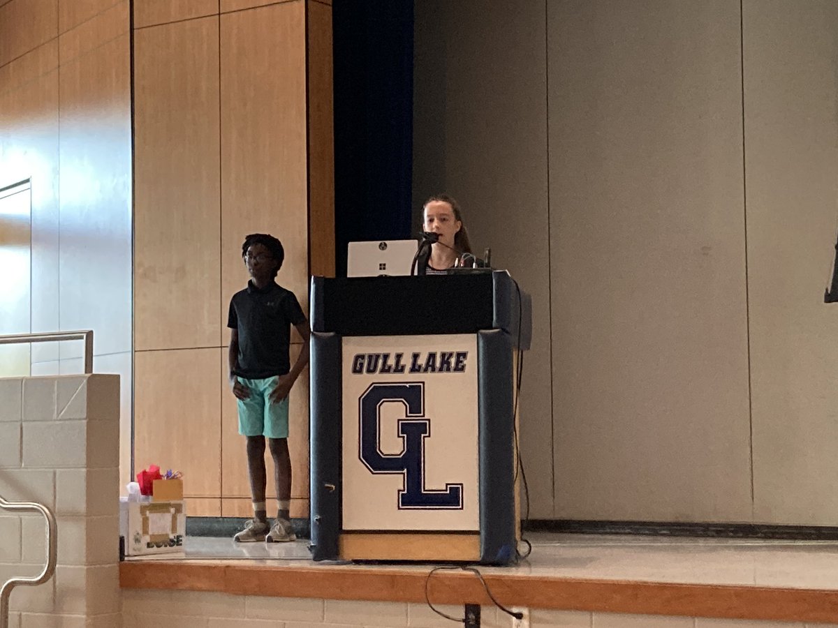 MrsHawkinsGL's tweet image. Welcome back for #GLCS staff begins with student speakers from #glcsms