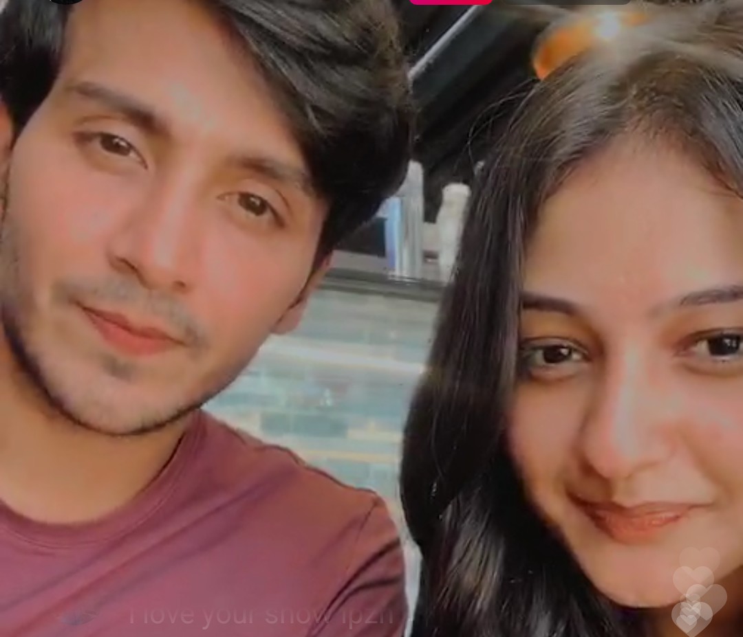 Ishqaan_unique's tweet photo. Literally they came live together after soo much time 😭😭.  #Ishqaan #IshqParZorNahi https://t.co/66zOCto4hW