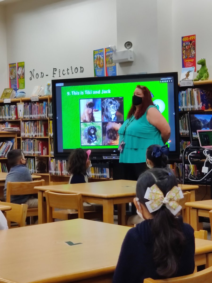 AlvarezLenci's tweet photo. Today we got to meet our librarian, Ms. Clements! We met some of her many pets. We already love and appreciate her! @NorthSeagoville https://t.co/8WkFpM0dPQ