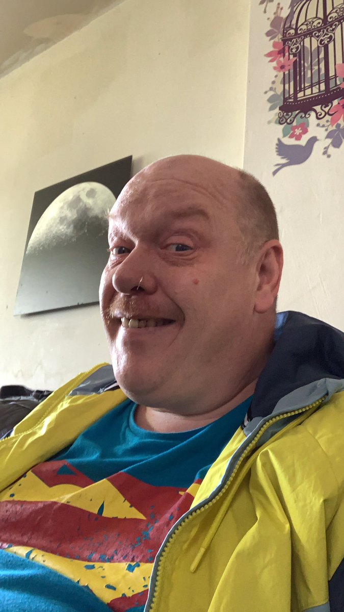 Just chilling out here with the Smith’s!! lol What a great day Tweeters