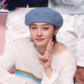 이엔 tweet media