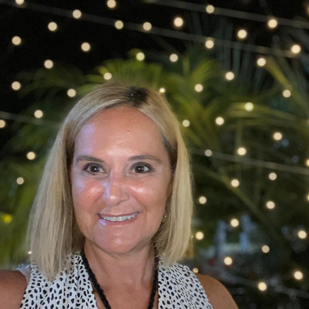 Seguro que tienes una meta que siempre has querido conseguir pero se te resiste 🎯
✅ Yo utilizo estos TIPS:
🟠 Decidir con claridad la meta
🟠 Comprometerse a esforzarse para conseguirlo
🟠 Recordar qué es lo que se desea de verdad
🟠 Perseverar en el camino
Alcanza así las ⭐️