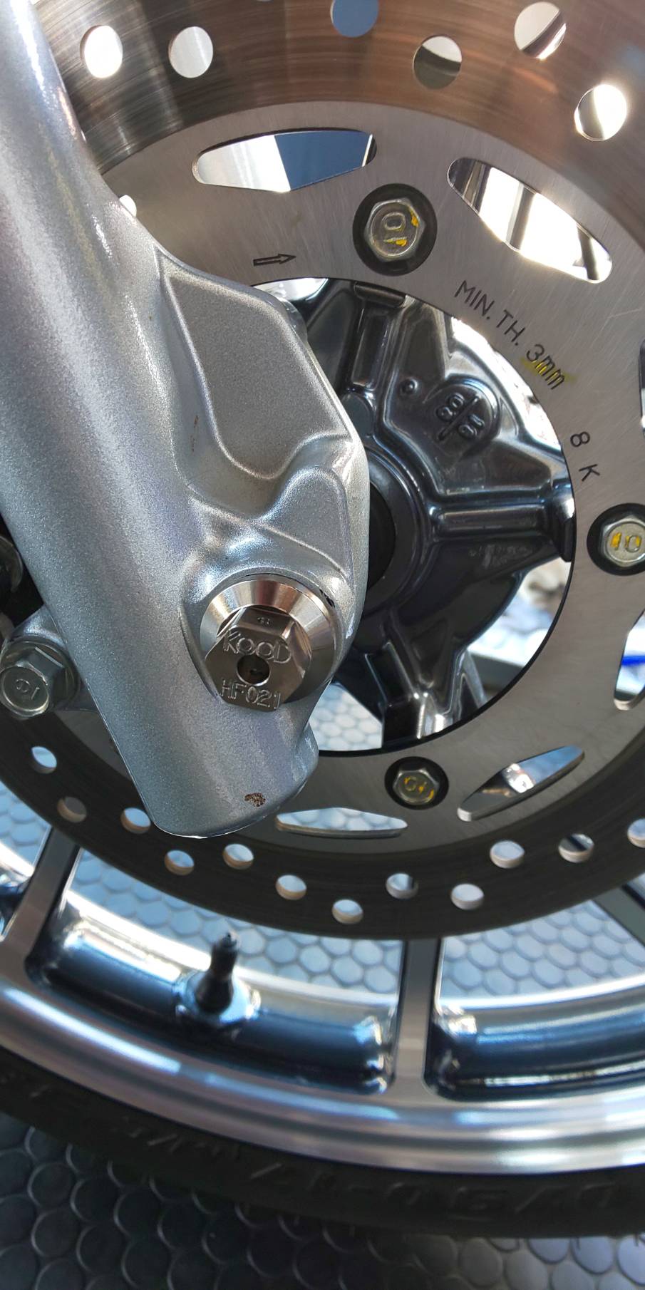 クロモリアクスルシャフトkood クード 広報部 スーパーカブc125のアクスルシャフトのご紹介 画像は以前イベントで撮影させて頂いたお客様のマシン かっこいいなあ もお フロント 19 800 ピボット 23 0 リア 900 上記税込み C125 スーパー