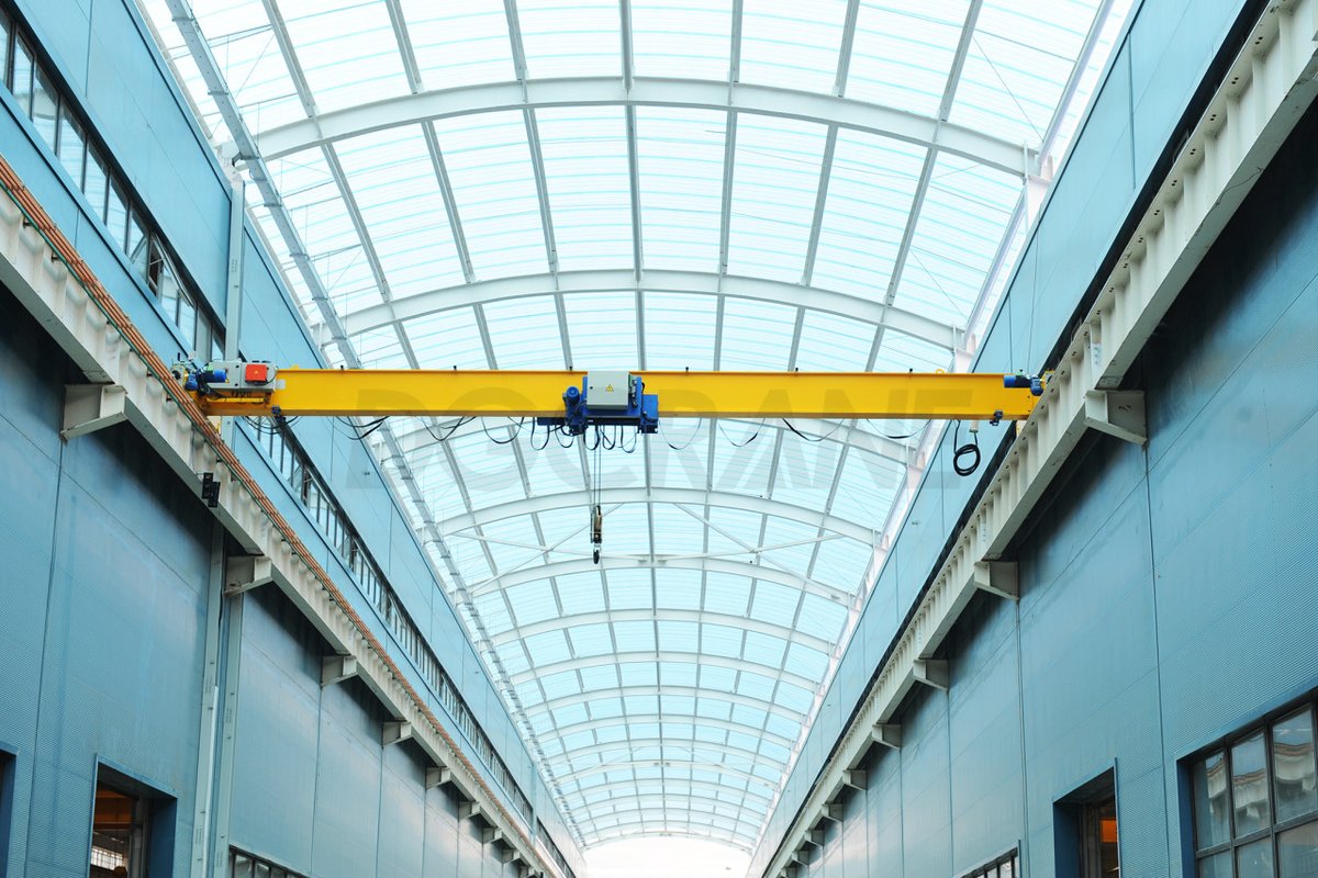 DGCRANES's tweet image. #EOTCrane is widely used in material handling occasions such as workshops and warehouses in machinery manufacturing, petroleum and other industries. 

#DGCRANE #OverheadCrane  #BridgeCrane   #HoistCrane  #productivity #manufacturing   #industrial    #materialhandling   #crane